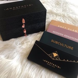 ANASTASIA EYE SHADOW PALETTE COLLECTION DRAWERS